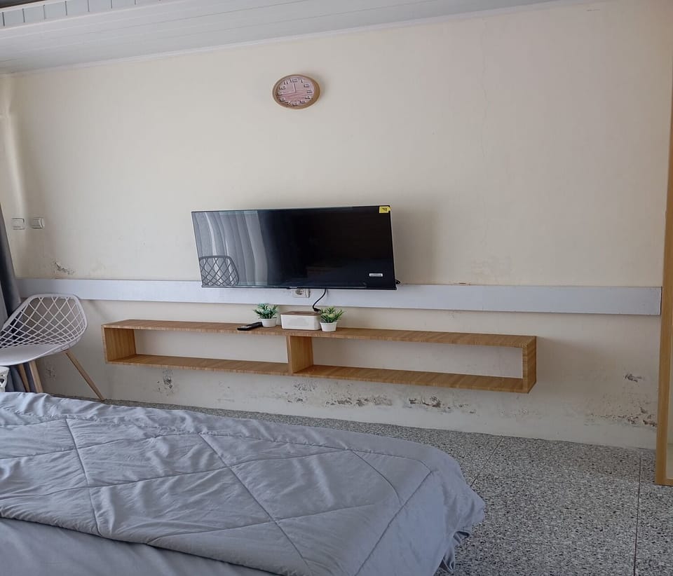 Deluxe Villa, Lake View | Free wired internet