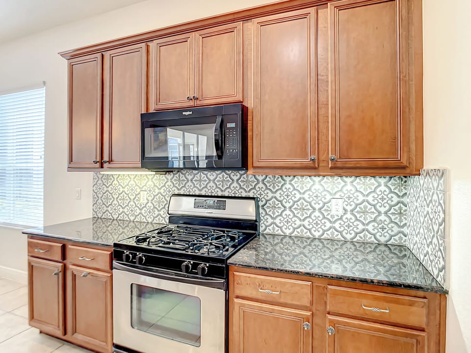 Kitchen: Sleek countertops and modern appliances await your culinary adventures!