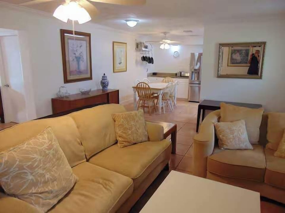 Classic Bungalow, 3 Bedrooms, Patio | Living area | 43-inch TV with digital channels