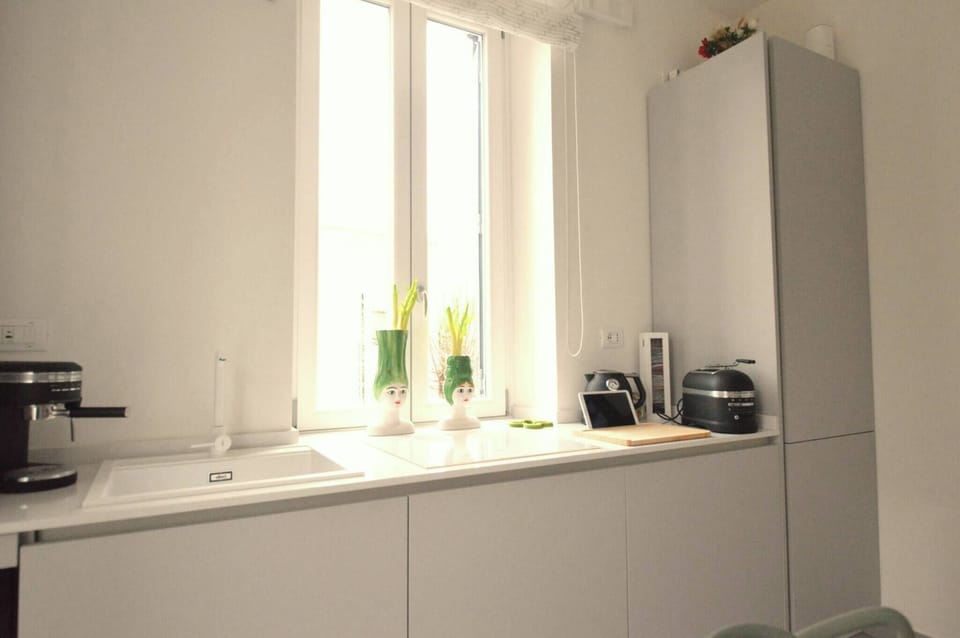 Apartment, 2 Bedrooms, Balcony, City View | Dining room