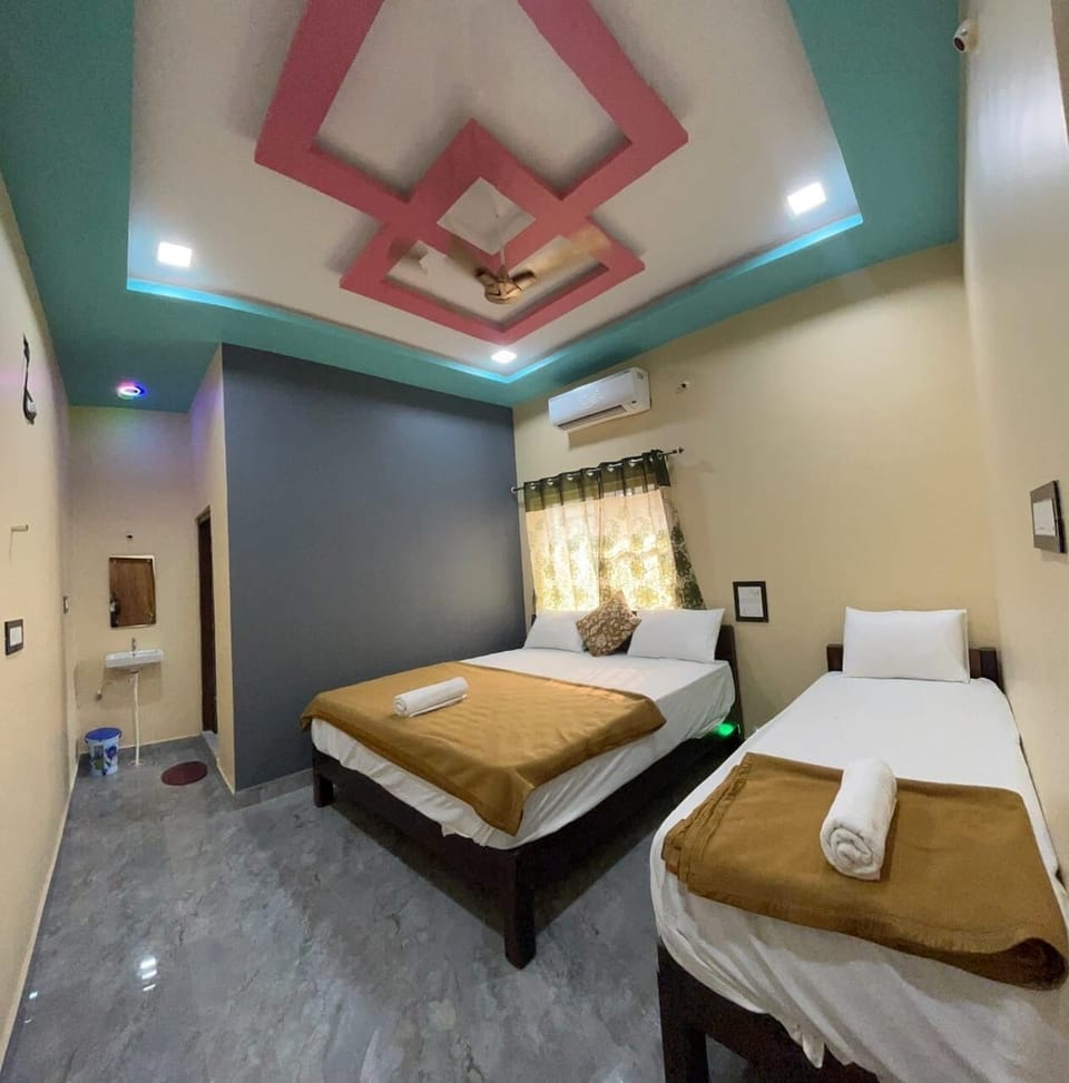 Comfort Duplex, Balcony | Laptop workspace, iron/ironing board, free WiFi