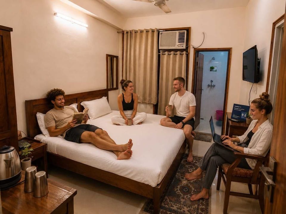 Deluxe Double Room, Balcony | Free WiFi