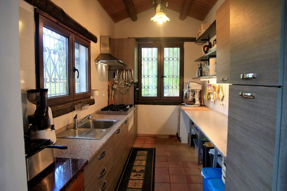 Autumn, Kitchen, Spring, Summer