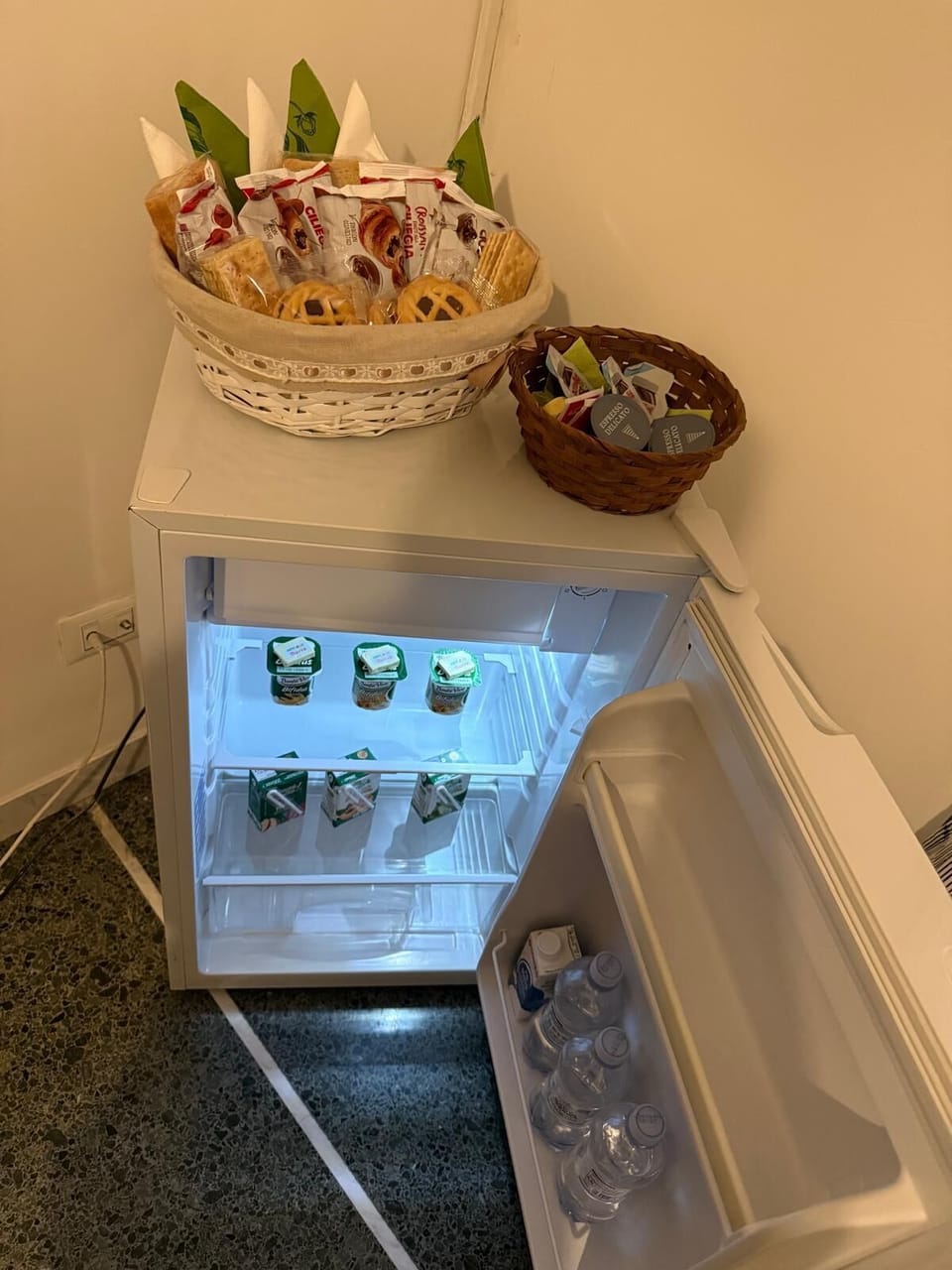 Free daily self-serve breakfast