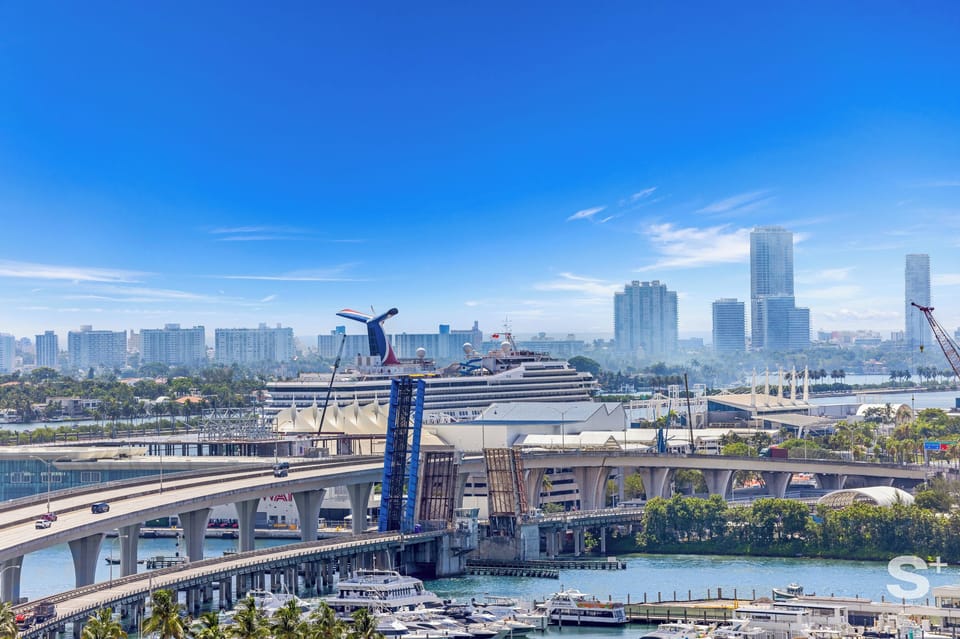 Condo, Balcony, City View | Miscellaneous