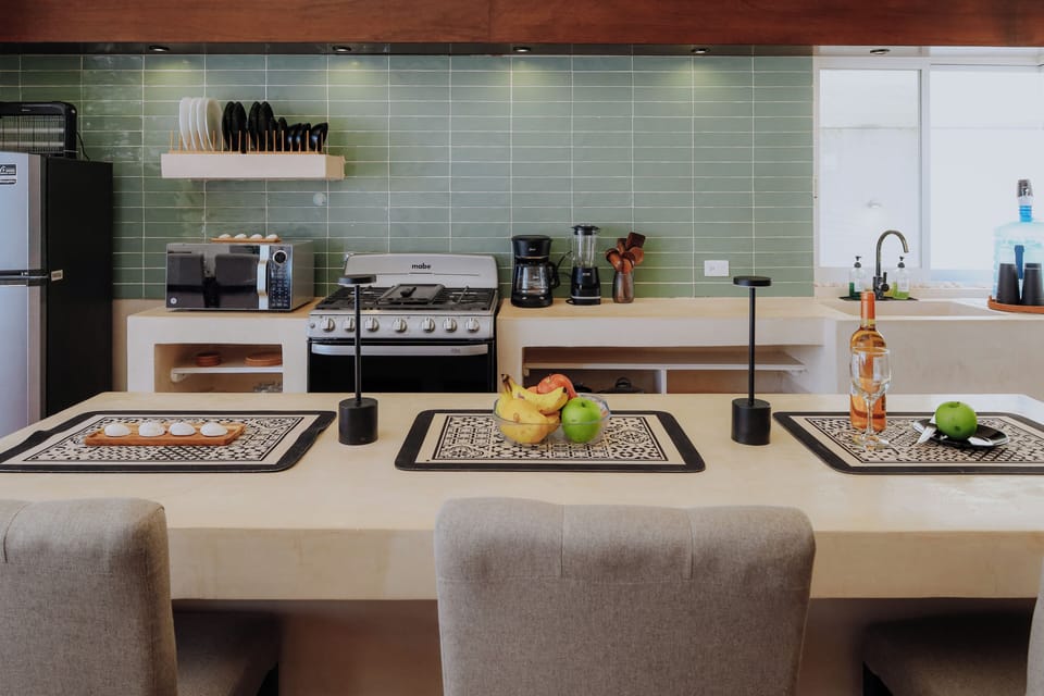 Deluxe House, 3 Bedrooms | Private kitchen
