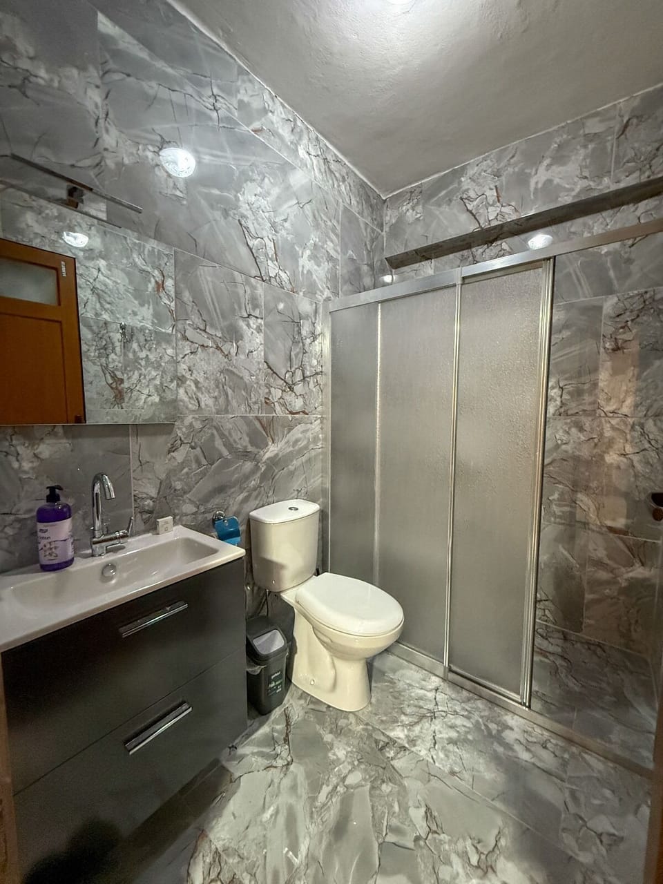 Double Room, Sea View | Bathroom | Shower, hair dryer, slippers, towels