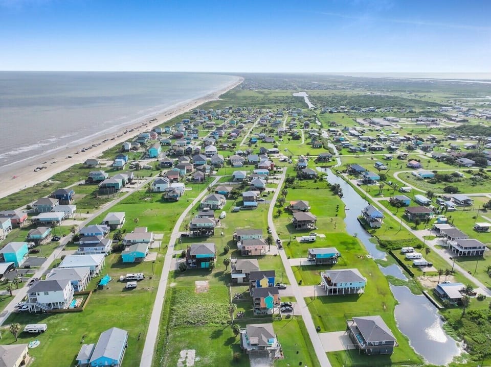 067-036-Aerial-4200x3147