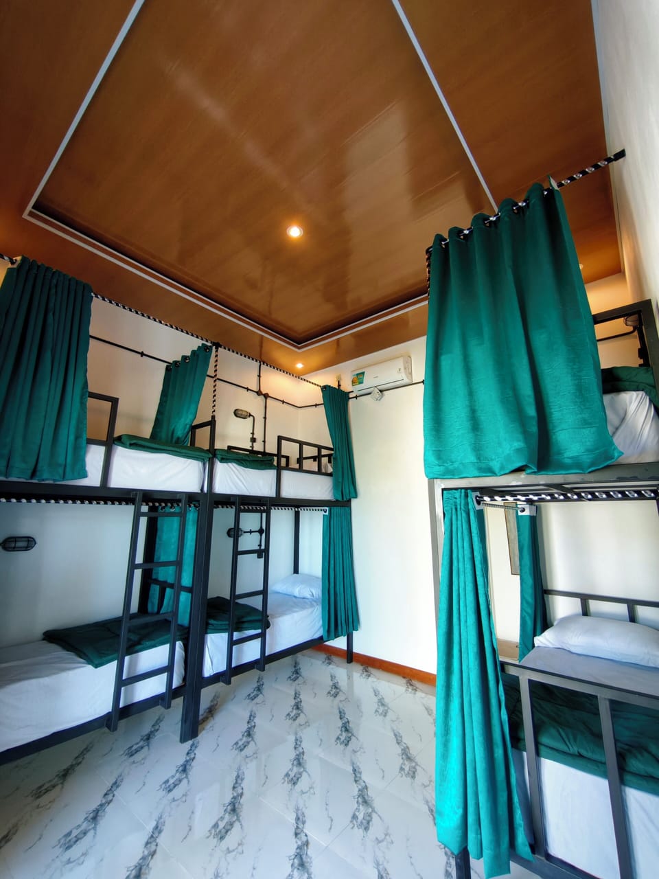 Classic Shared Dormitory, Patio, Park View | Bed sheets