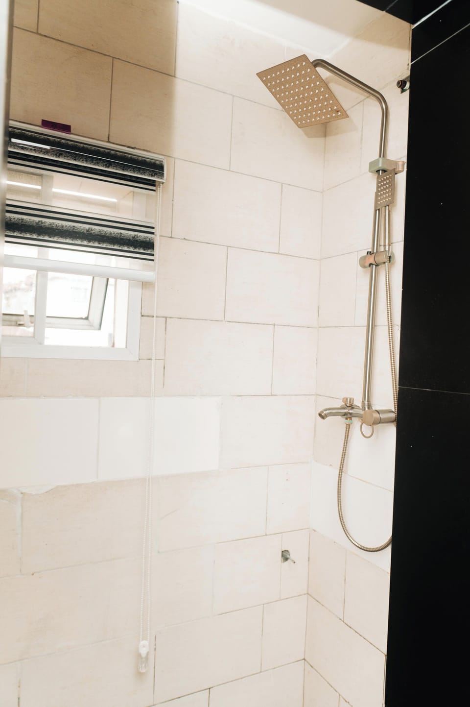 Classic Double Room | Bathroom | Towels, soap, toilet paper