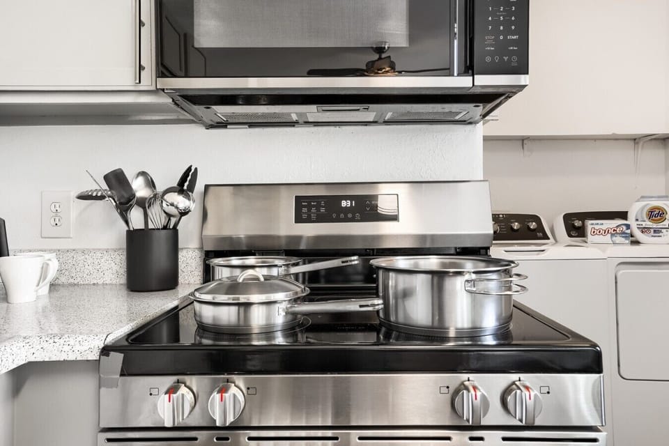 Pots and pans provided