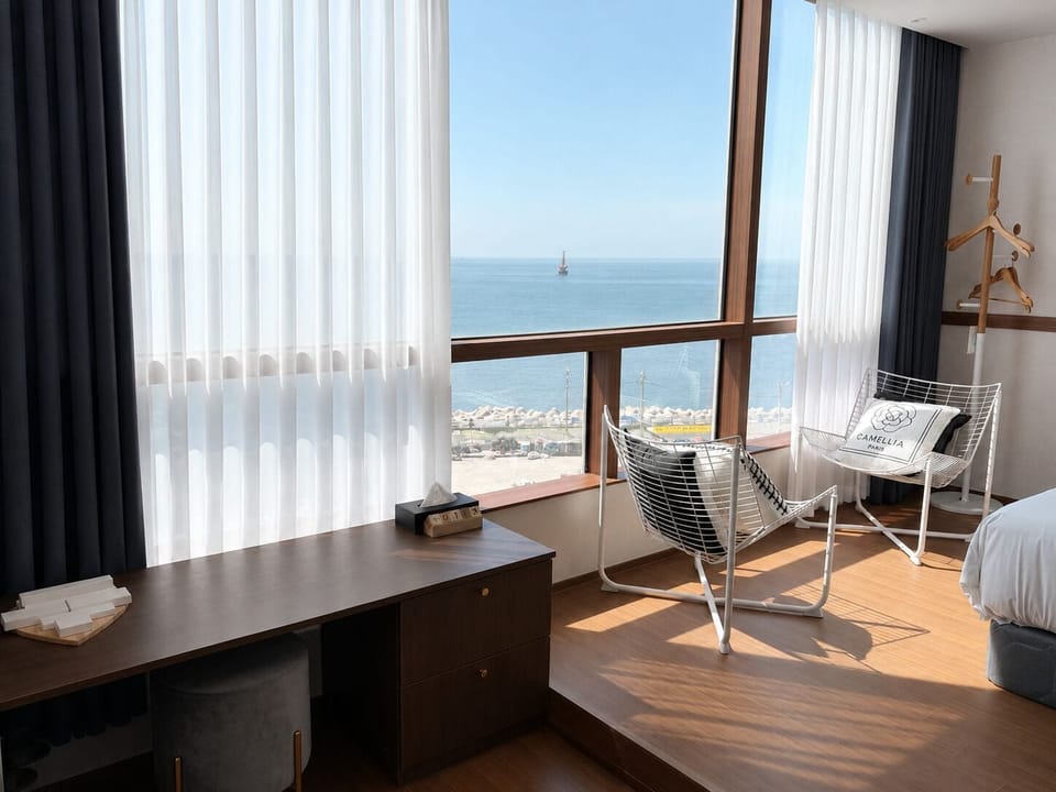 Standard Triple Room, Non Smoking, Harbor View | Premium bedding, blackout drapes, soundproofing, WiFi (free)