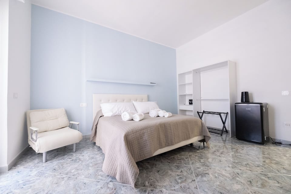 Comfort Room, Courtyard View | Free WiFi