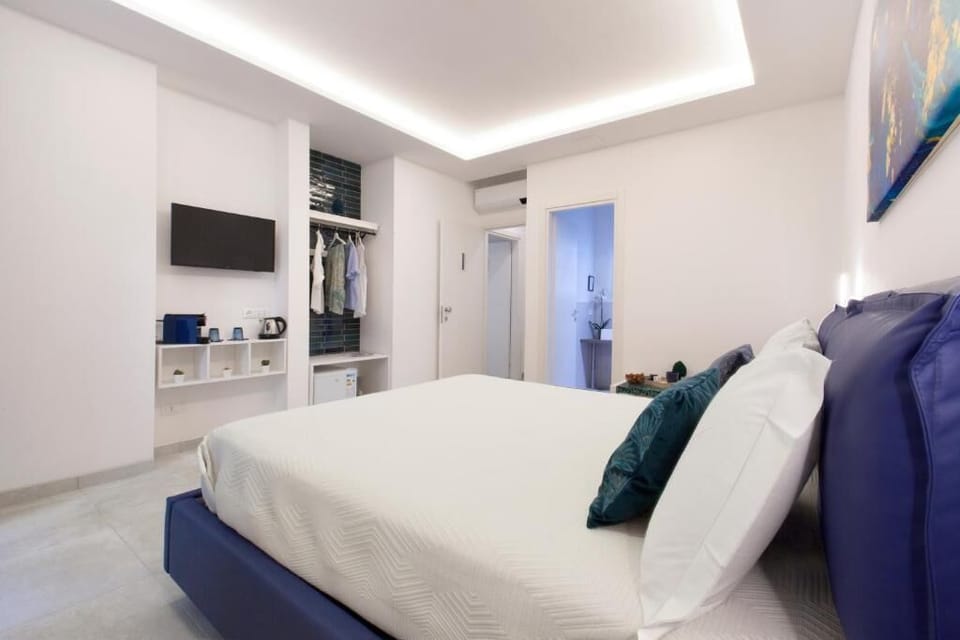 In-room safe, iron/ironing board, free WiFi