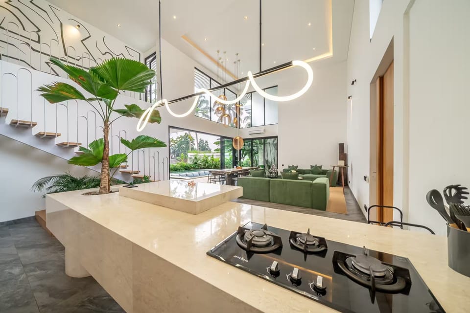 Luxury Villa, 6 Bedrooms, Private Pool, Courtyard View | Private kitchen