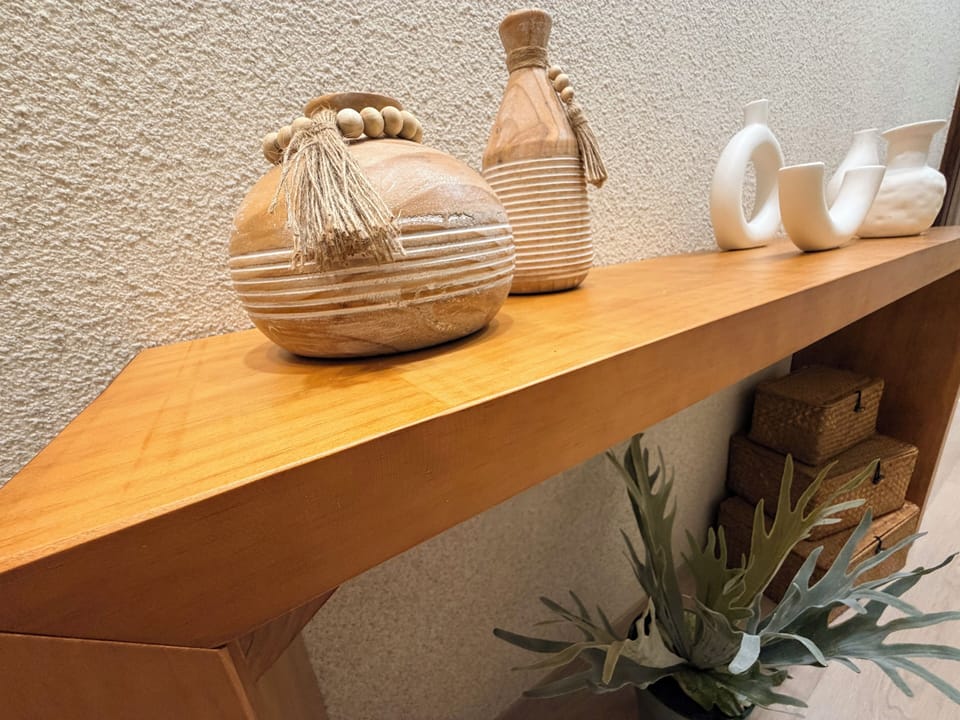 Comfort House, City View | Interior detail