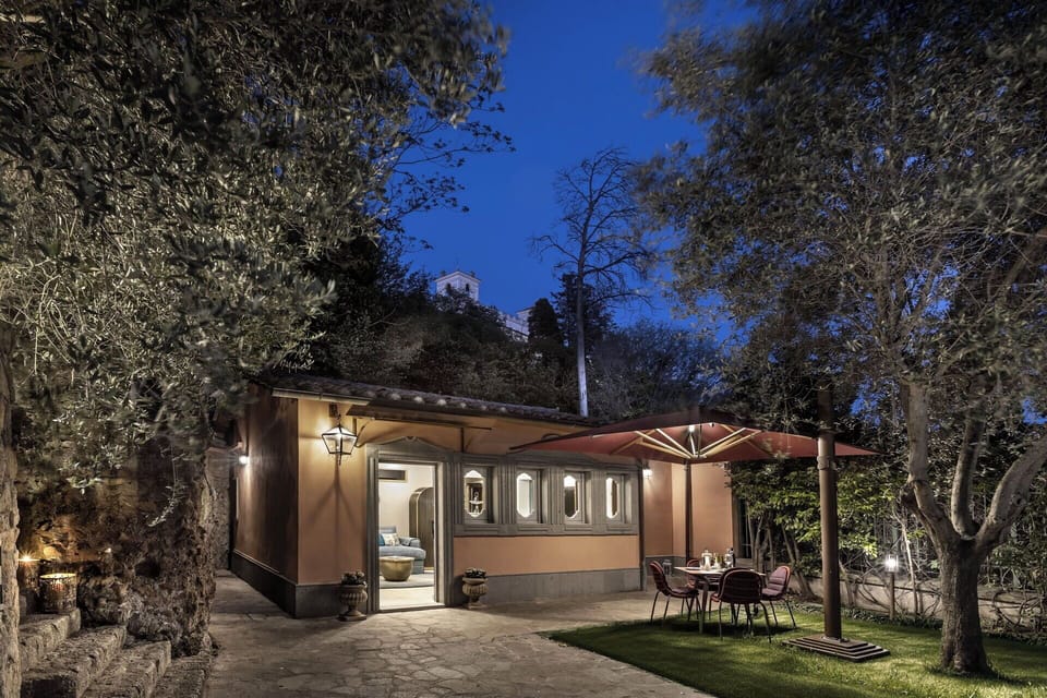 Building Exterior, Garden, Hot Tub, Outdoor, Pool, Spring, Summer, Wellness
