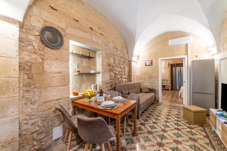 Standard Apartment, 1 Bedroom, Air conditioning (NonnAnna Apartment In Martano) | Dining