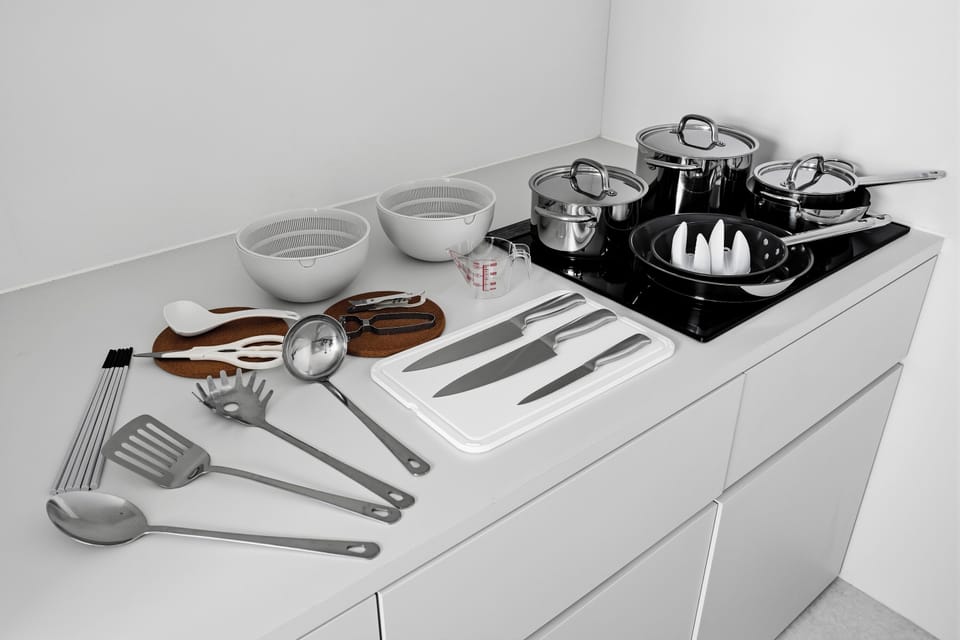 Apartment | Private kitchen | Fridge, microwave, stovetop, rice cooker