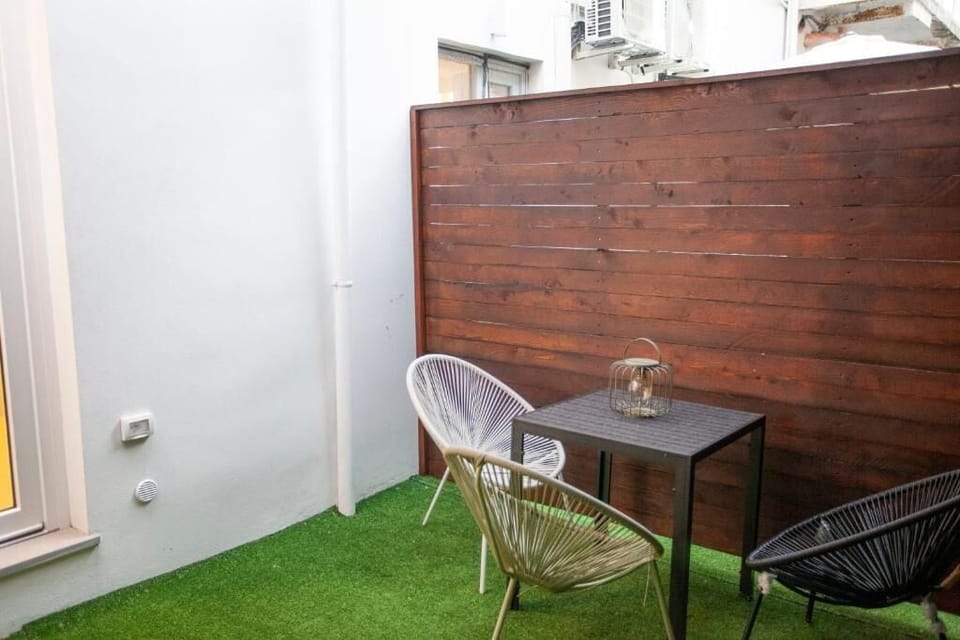 Double Room | Outdoor dining