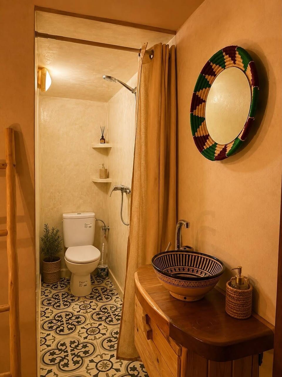 Comfort Double Room, City View | Bathroom | Shower, towels, toilet paper