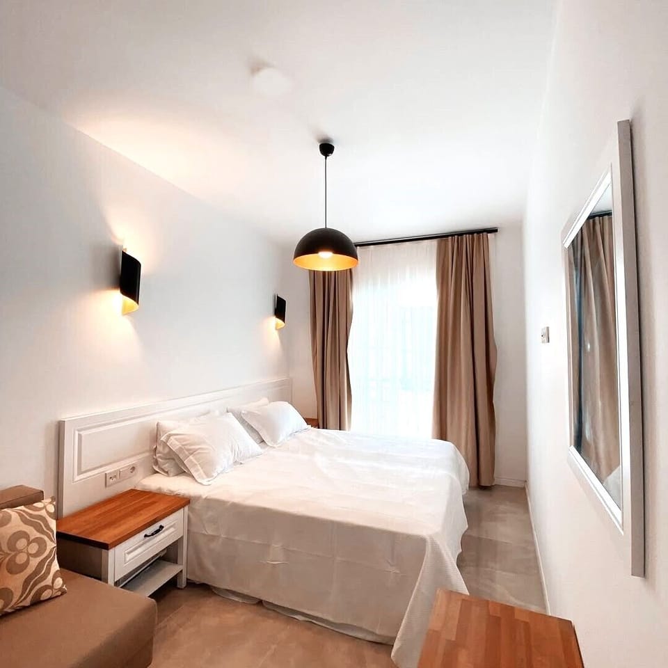 Deluxe Room | Free WiFi, bed sheets
