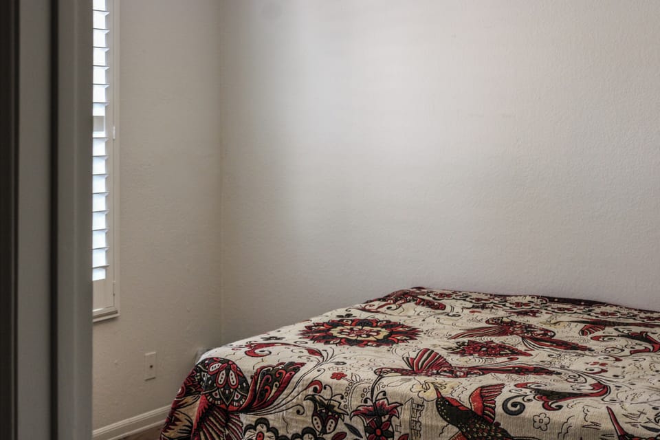 Room | WiFi (free)