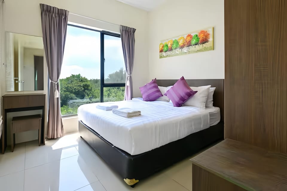 Superior Apartment | Iron/ironing board, free WiFi