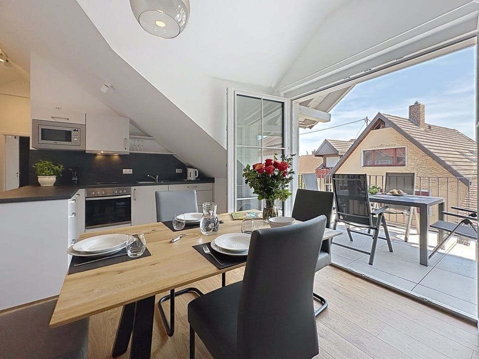Furniture, Interior Design, Home, Flooring, Floor, Chair, Ceiling, Apartment, Kitchen & Dining Room Table, Hardwood