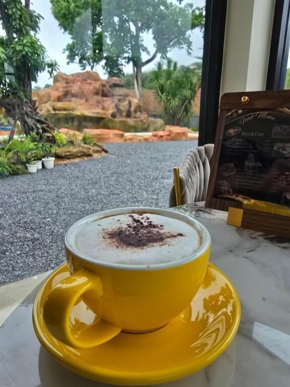 Bungalow, 2 Bedrooms, Smoking, Terrace | Food and drink