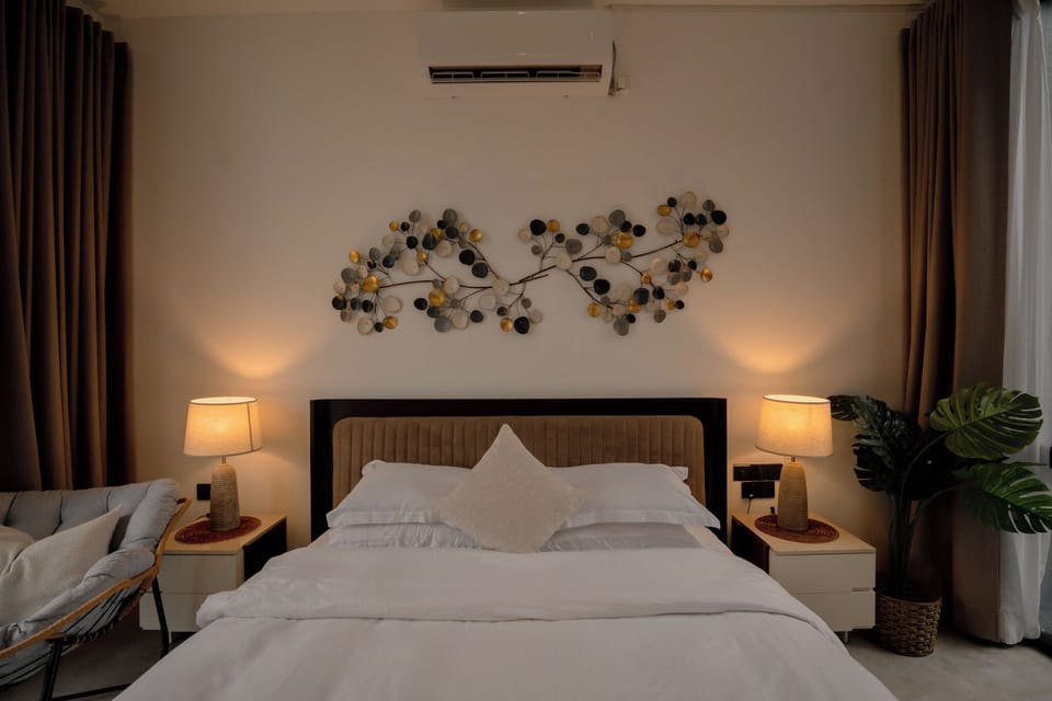 Luxury Double Room, Garden View | Blackout drapes, soundproofing, iron/ironing board, WiFi (free)