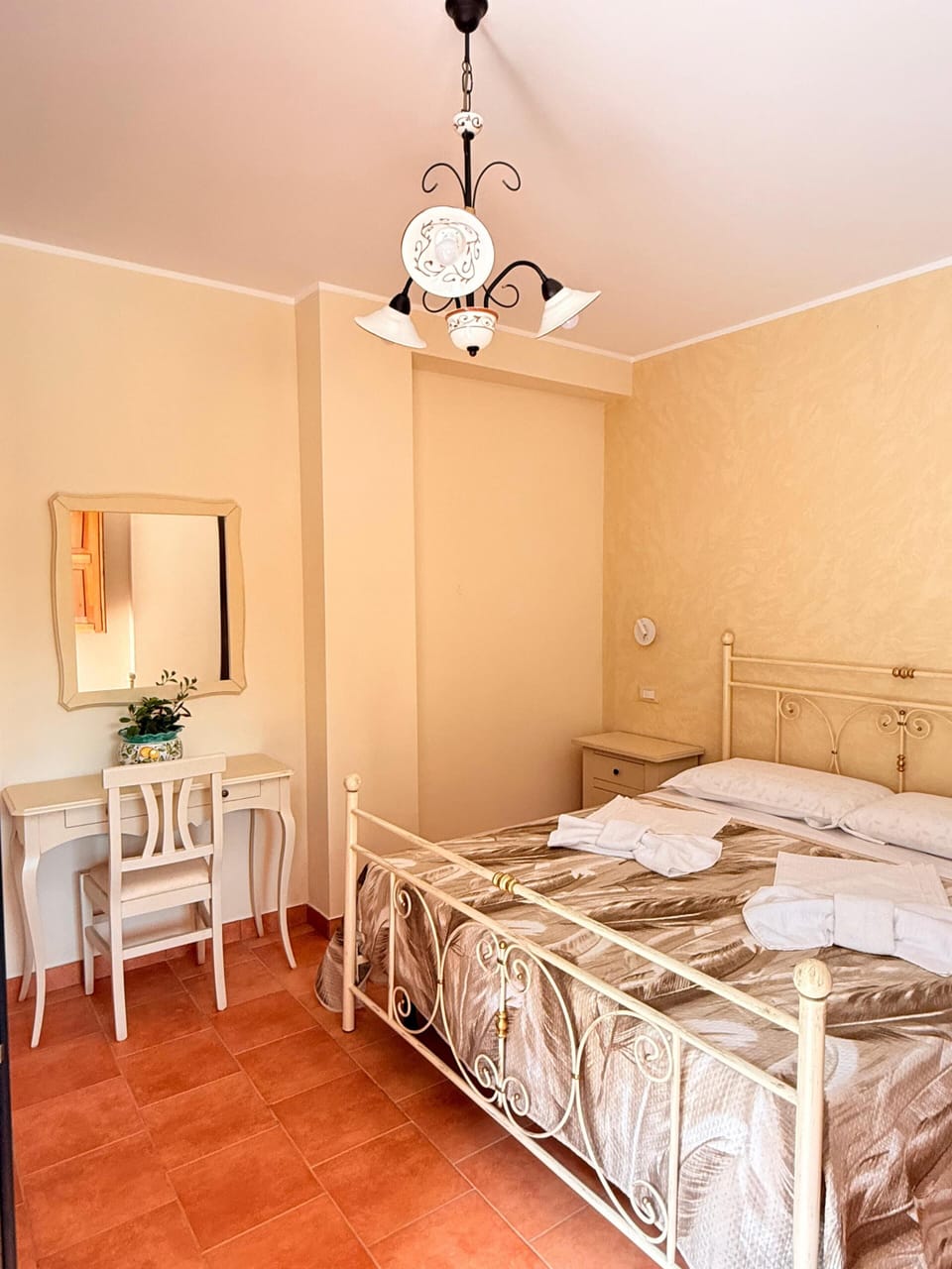 Comfort Room, Mountain View | WiFi (free)