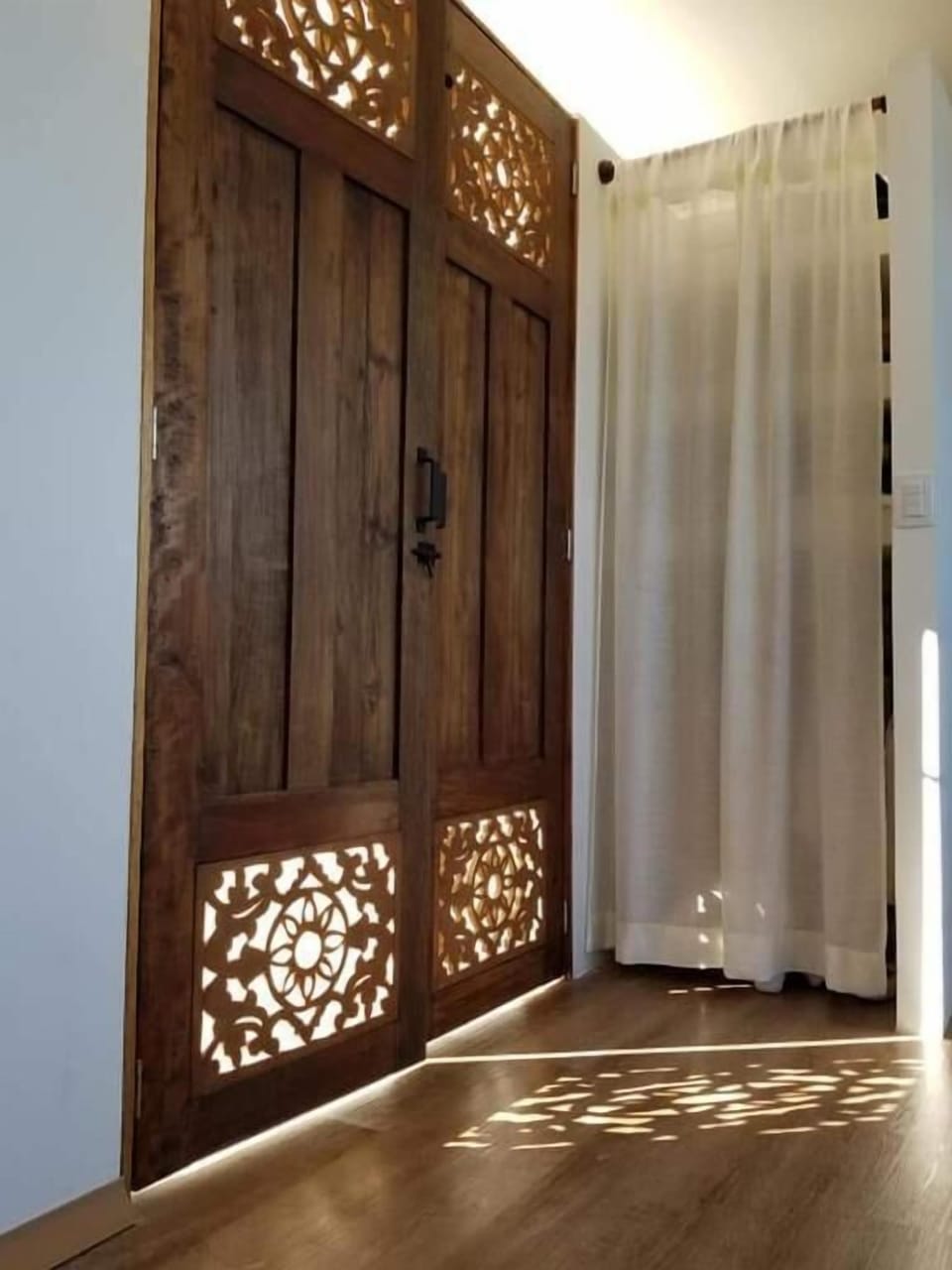 Suite | Interior