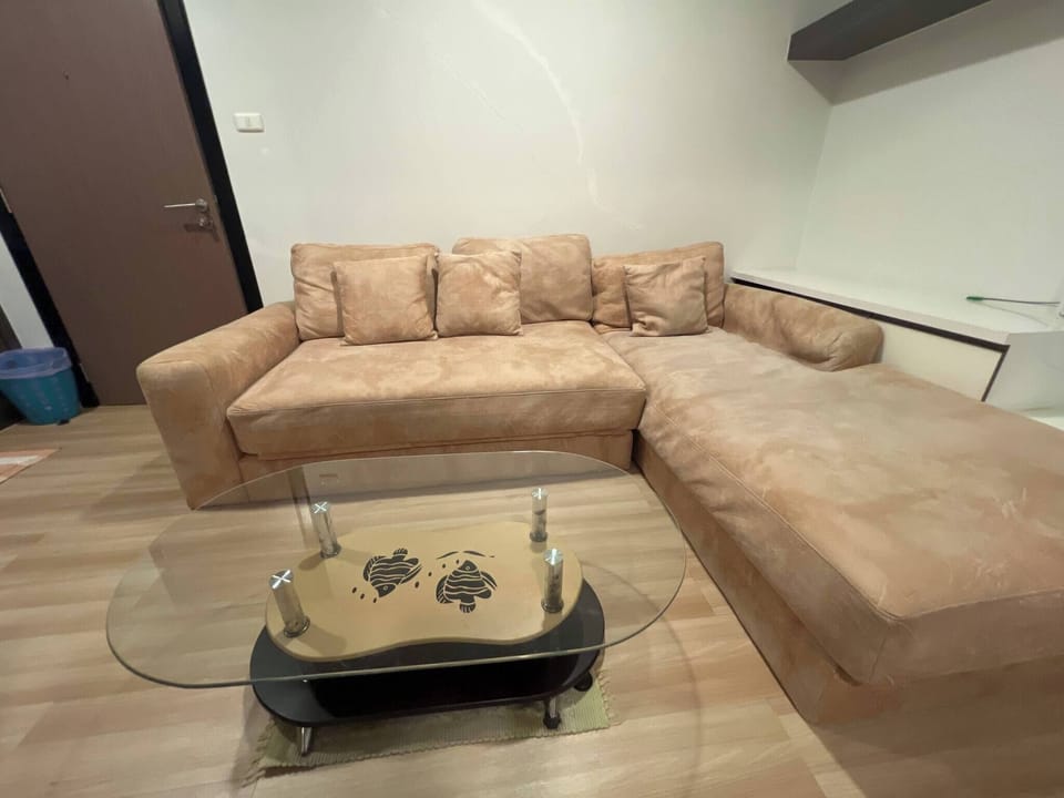 Apartment, 1 Bedroom | Living area
