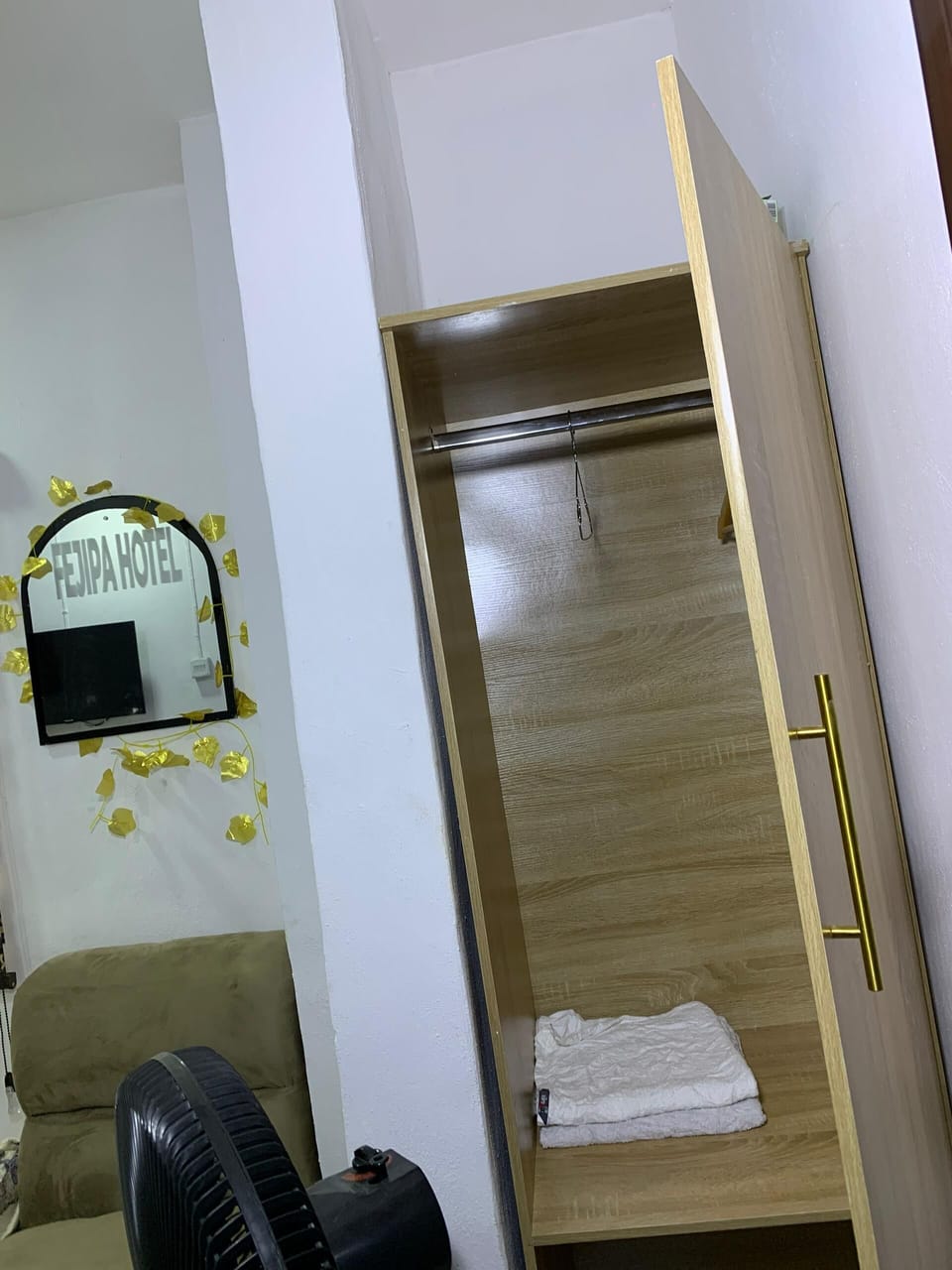Executive Double Room, Balcony, City View | Interior