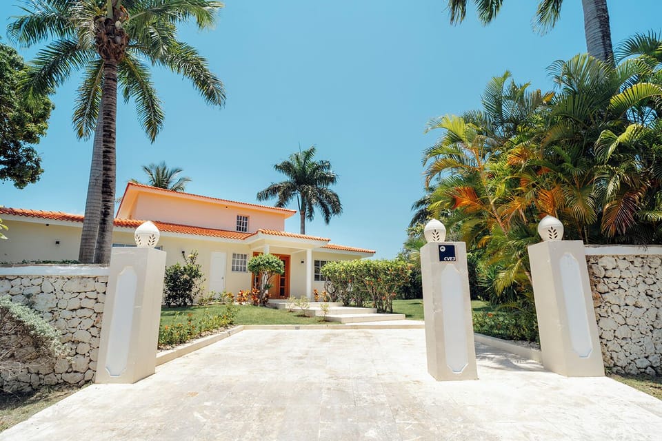 Luxury Villa | Exterior