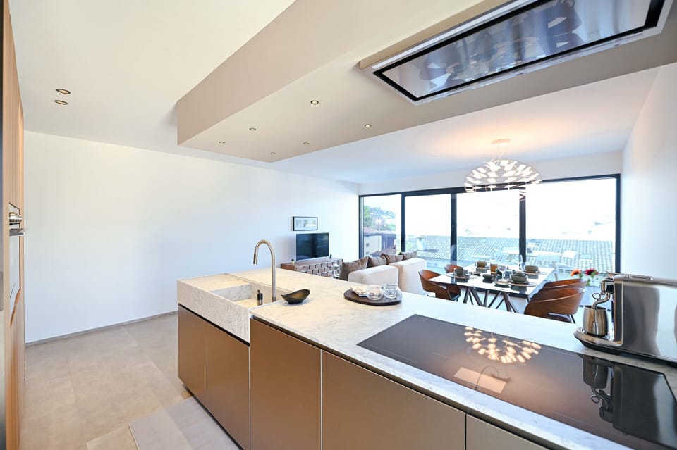 Apartment, 2 Bedrooms, Accessible, City View | Interior