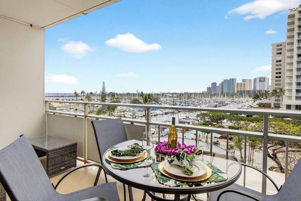 Start your day with coffee and harbor views.