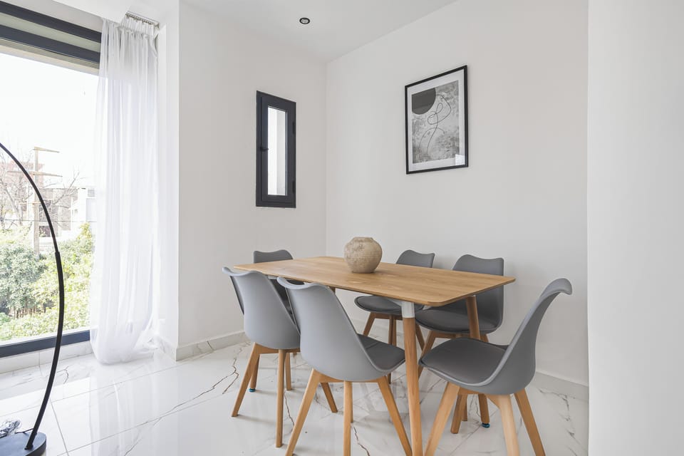 Apartment | Dining