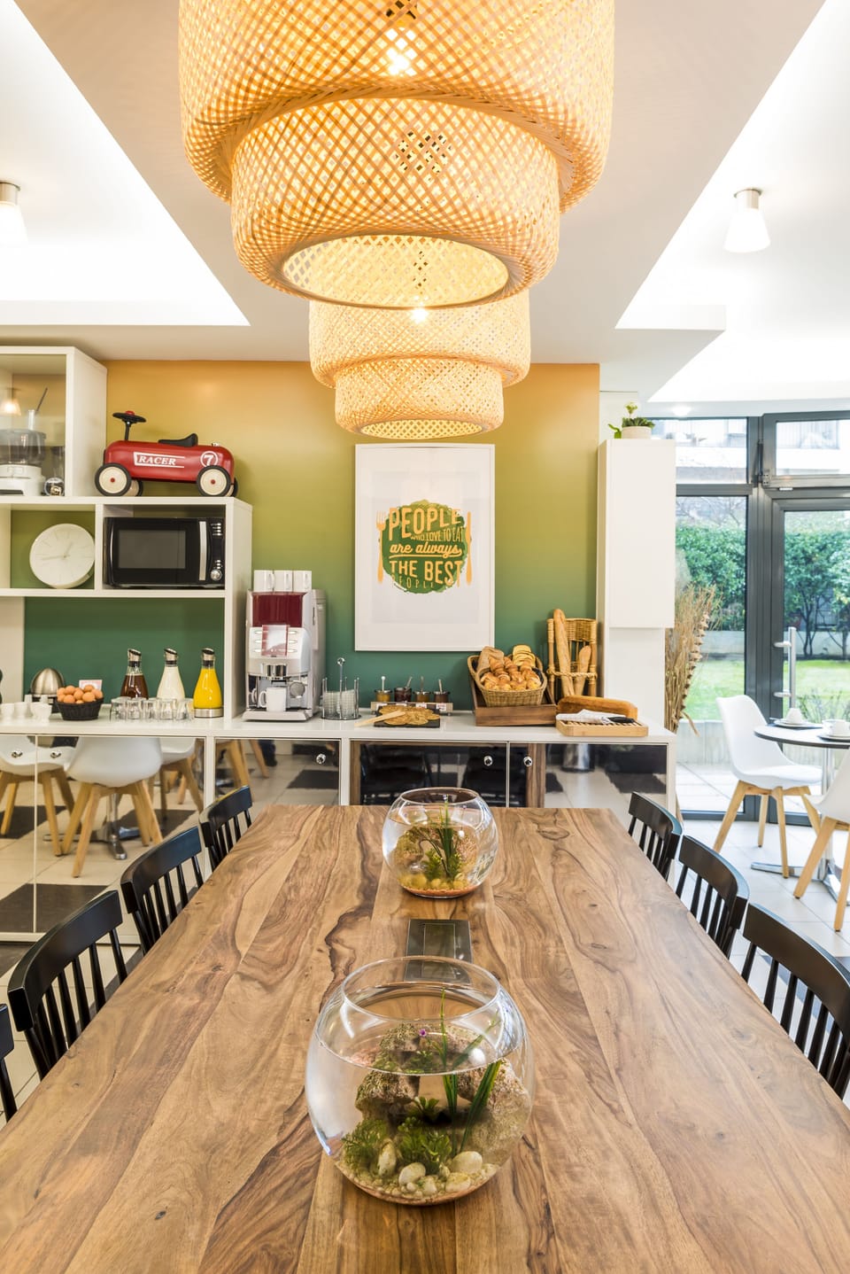 Breakfast area