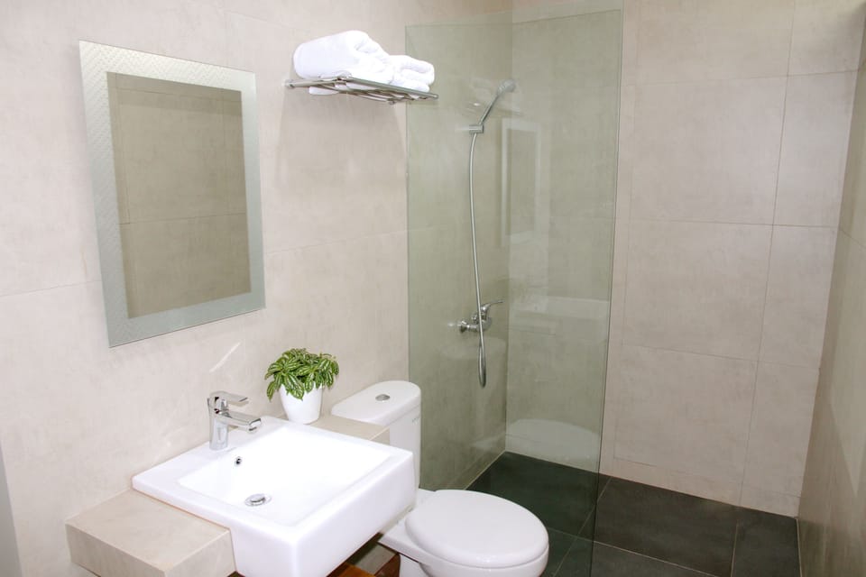 Bathroom shower