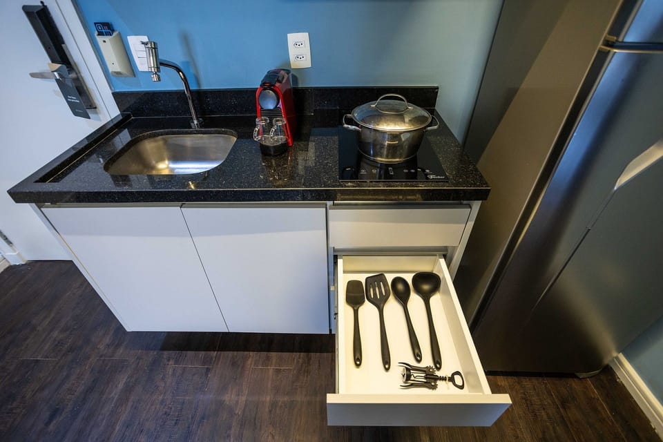Basic Apartment | Private kitchen | Electric kettle