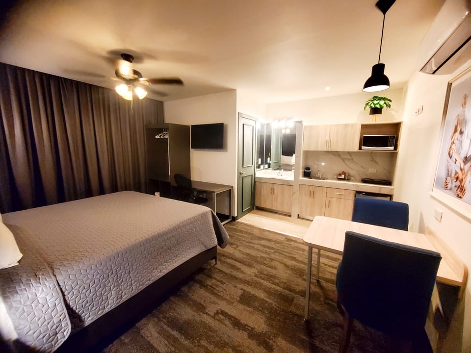 WiFi (free), bed sheets