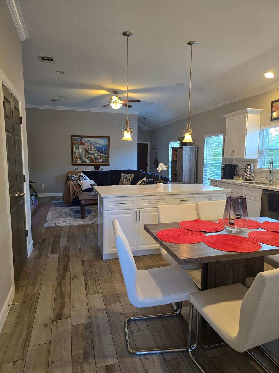 Back kitchen