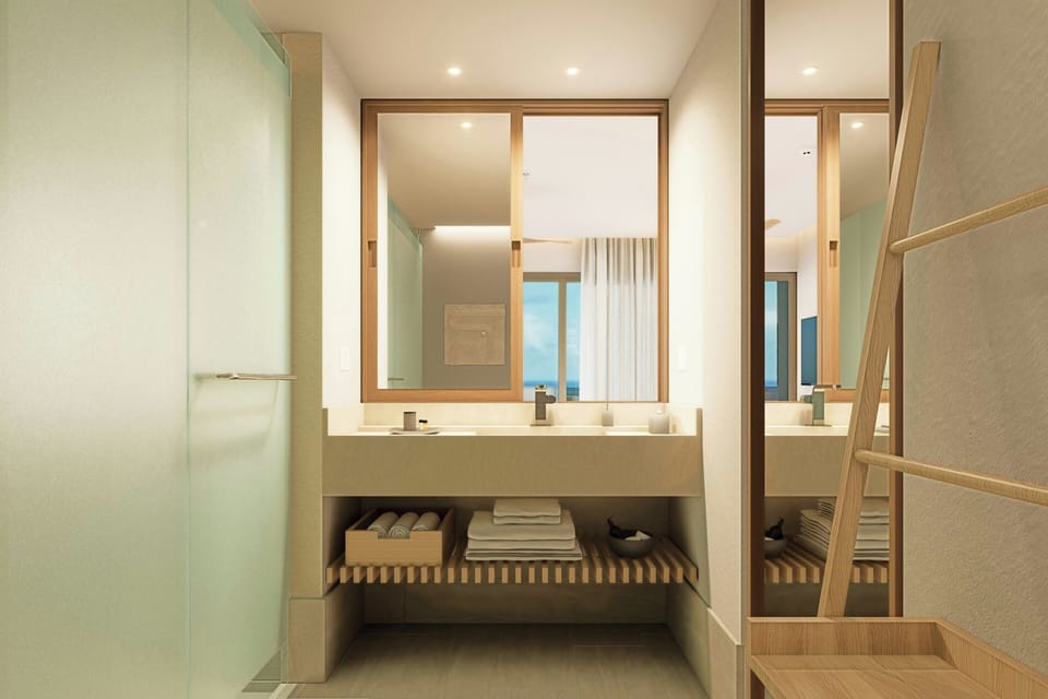Shower, rainfall showerhead, free toiletries, hair dryer
