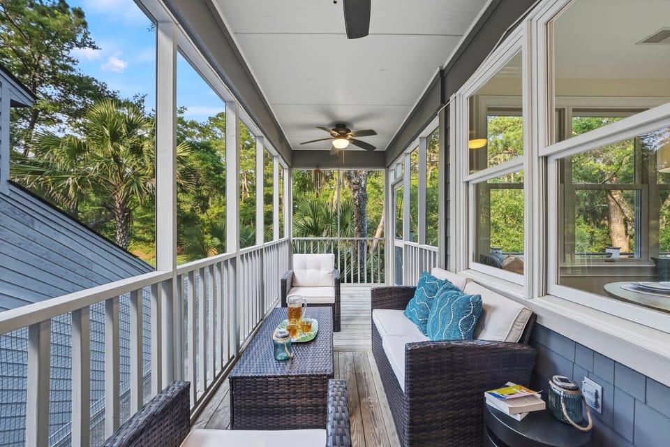 Enjoy the screened porch!