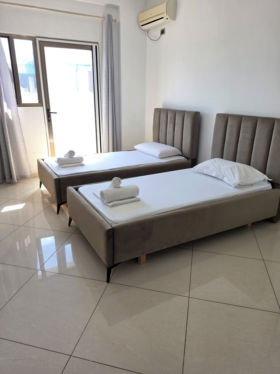 Family Apartment, Balcony, Sea View | Free WiFi, bed sheets