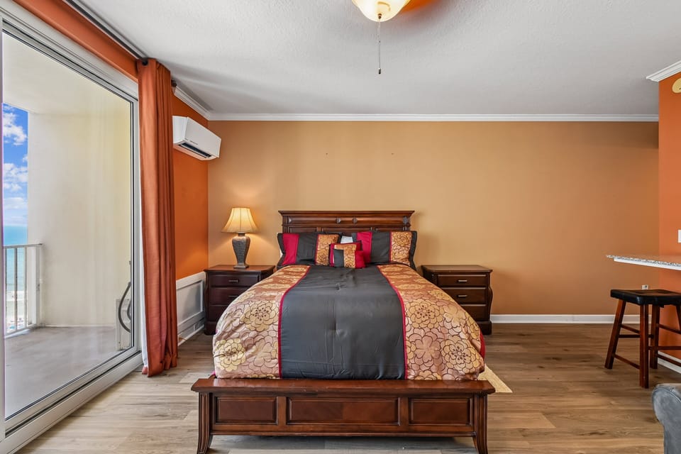 Queen Bed