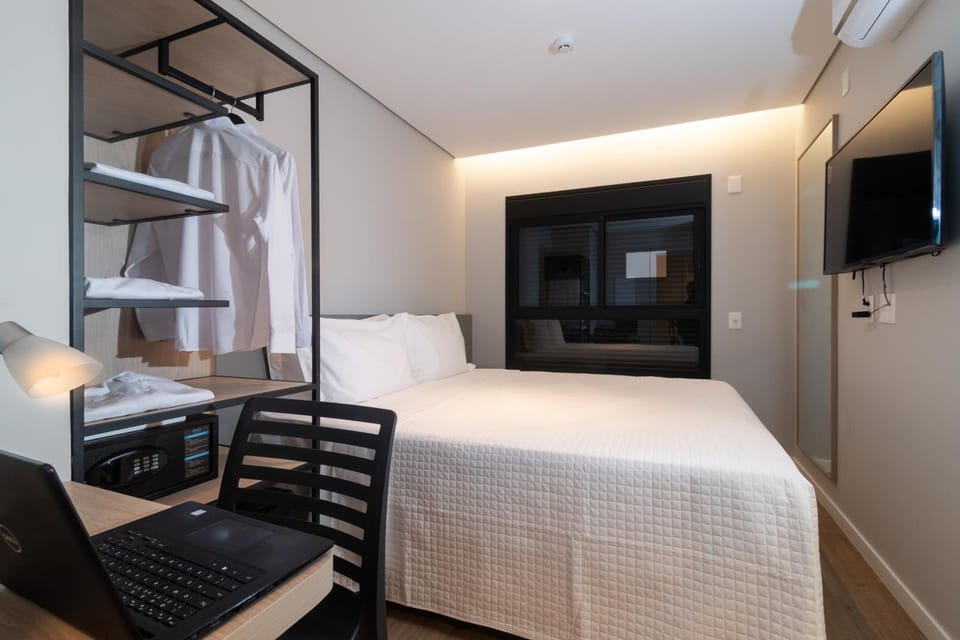 Bedroom. Interior and views may vary based on location and availability.