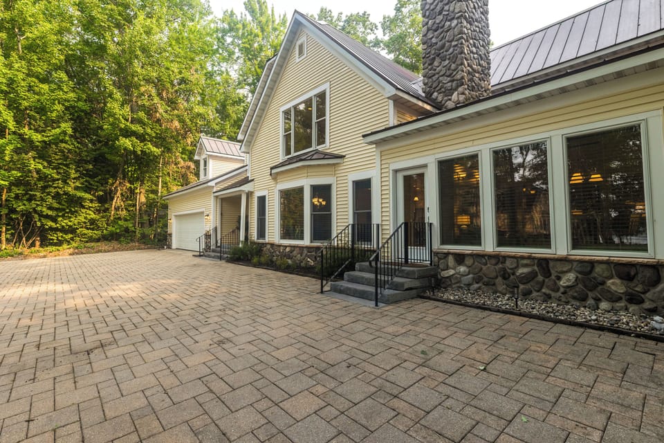 handrail, summer, staircase, outdoor, property exterior, property entrance.